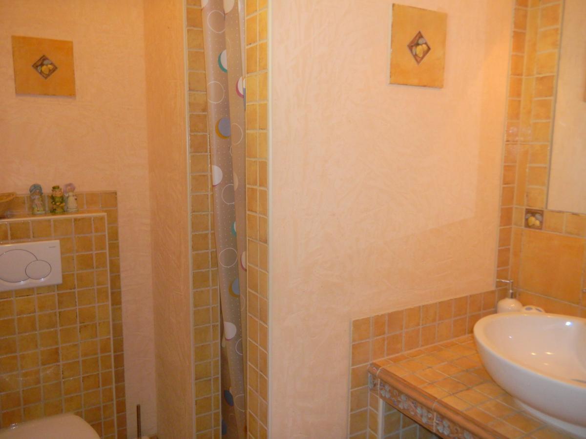 Bed and Breakfast Les Mimosas Ментона Экстерьер фото