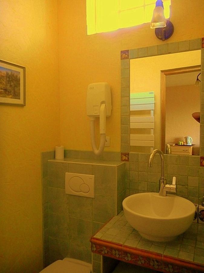 Bed and Breakfast Les Mimosas Ментона Экстерьер фото