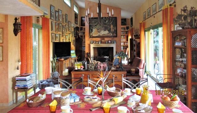 Bed and Breakfast Les Mimosas Ментона Экстерьер фото